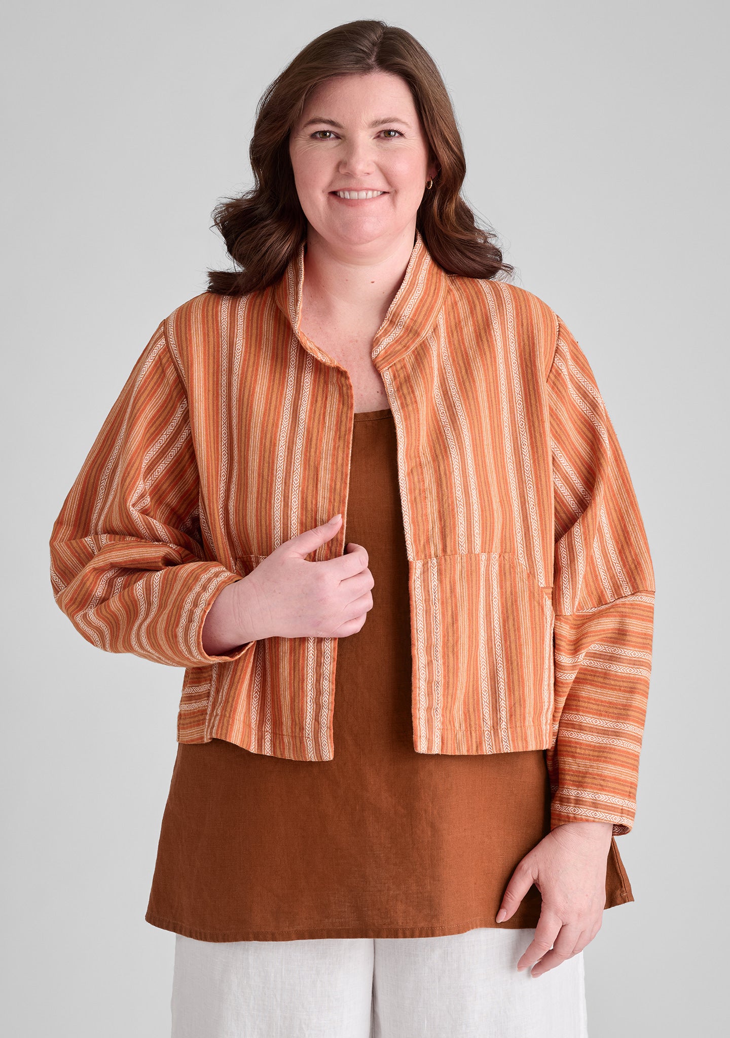 Seamly Jacket - Cropped Linen Jacket